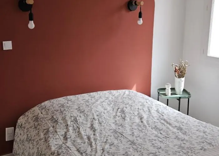 Haute Апартаменти *